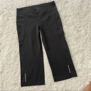 ATHLETA SUPPLEX LYCRA STRETCHY FLARED CAPRIS‎ LEGGINGS/ YOGA BLACK SZ small